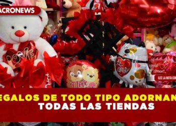 REGALOS DE TODO TIPO ADORNAN YA TODAS LAS TIENDAS