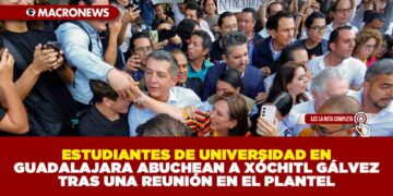 ESTUDIANTES DE UNIVERSIDAD EN GUADALAJARA ABUCHEAN A XÓCHITL GÁLVEZ TRAS UNA REUNIÓN EN EL PLANTEL
