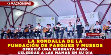 LA RONDALLA DE LA FUNDACIÓN DE PARQUES Y MUSEOS OFRECIÓ UNA SERENATA PARA CELEBRAR A LAS MAMÁS EN SU DÍA