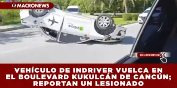 VEHÍCULO DE INDRIVER VUELCA EN EL BOULEVARD KUKULCÁN DE CANCÚN; REPORTAN UN LESIONADO